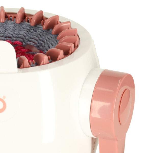 Maszyna-do-szycia-krosno-dziewiarska-22-iglowa-2-klebki-wloczki-160948 Maszyna-do-szycia-krosno-dziewiarska-22-iglowa-2-klebki-wloczki-160948