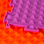 Mata-sensoryczne-puzzle-montessori-do-masazu-stop-8-elementow-171923