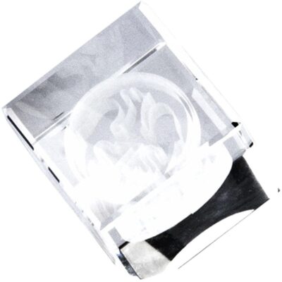 Стеклянный кубок с 3D-гравировкой