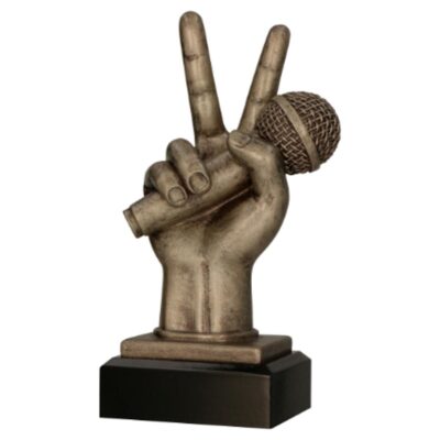 Cast figurine - music