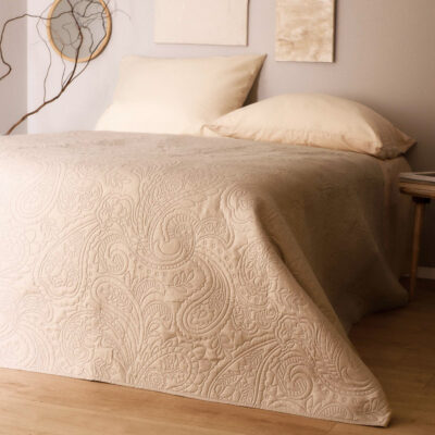 Bedspread | GOTA NEW | embossed beige | 200x220 cm | SS23 997109