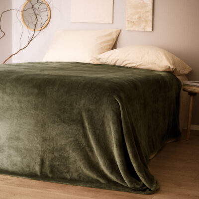 Bedspread | ROTE | olive | 200x220 cm | AW22 816517