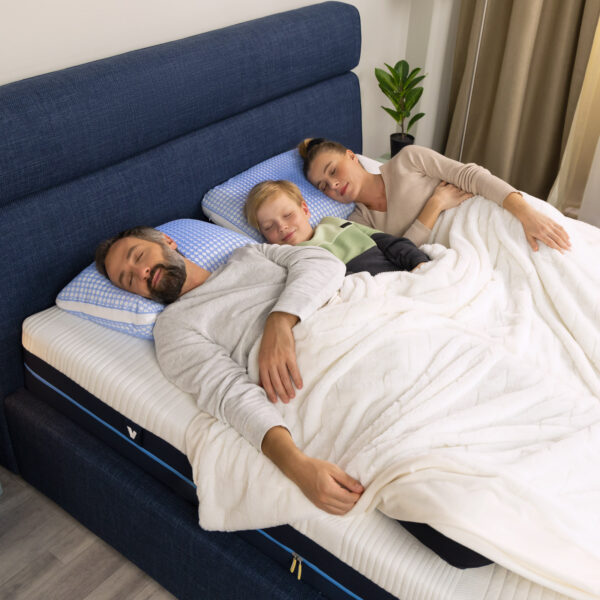 23627_15_Pillow_MemoElite_50x70_WEB 23627_15_Pillow_MemoElite_50x70_WEB