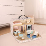 Domek-dla-lalek-w-walizce-akcesoria-drewniane-mebelki-177548