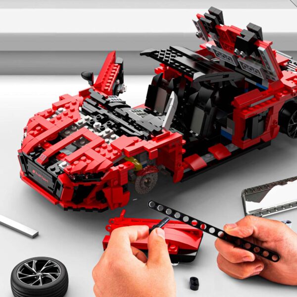 Samochod-Rastar-93800-AUDI-R8-Spyder-1-14-klocki-1440-el-163692 Samochod-Rastar-93800-AUDI-R8-Spyder-1-14-klocki-1440-el-163692