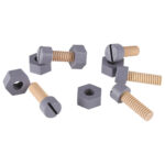 Warsztat-z-narzedziami-drewniany-na-stoliku-zestaw-majsterkowicza-177584