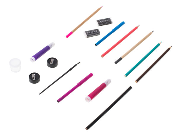 Zestaw-plastyczny-do-malowania-w-walizce-258el-822281 Zestaw-plastyczny-do-malowania-w-walizce-258el-822281