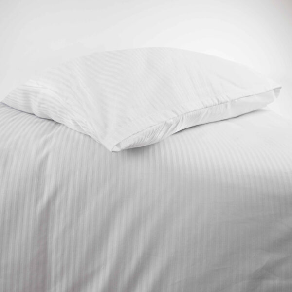 poszwa-hotelowa-na-zakladke-pasy-4mm-biala-140x200 poszwa-hotelowa-na-zakladke-pasy-4mm-biala-140x200